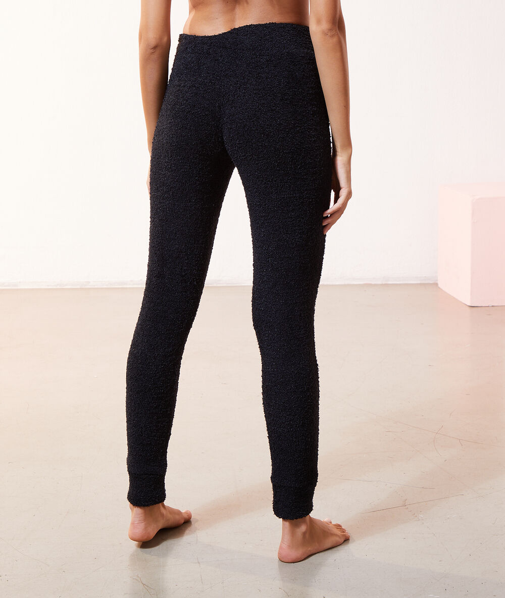 Homewear broek zwart.