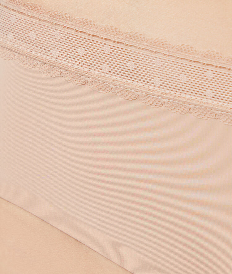 Shorty micro et dentelle beige/ peau.