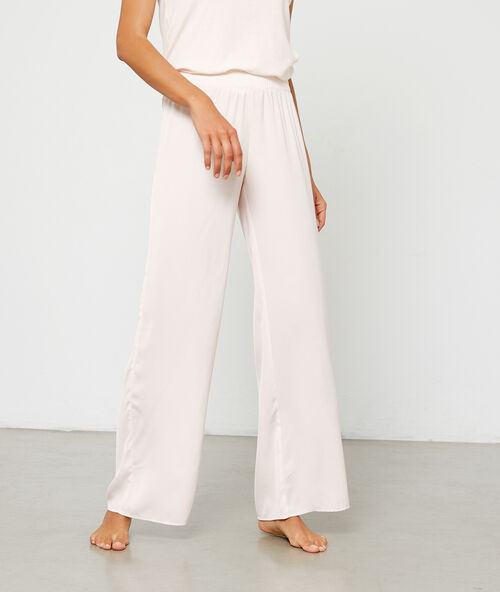Pantalon large rose pale.