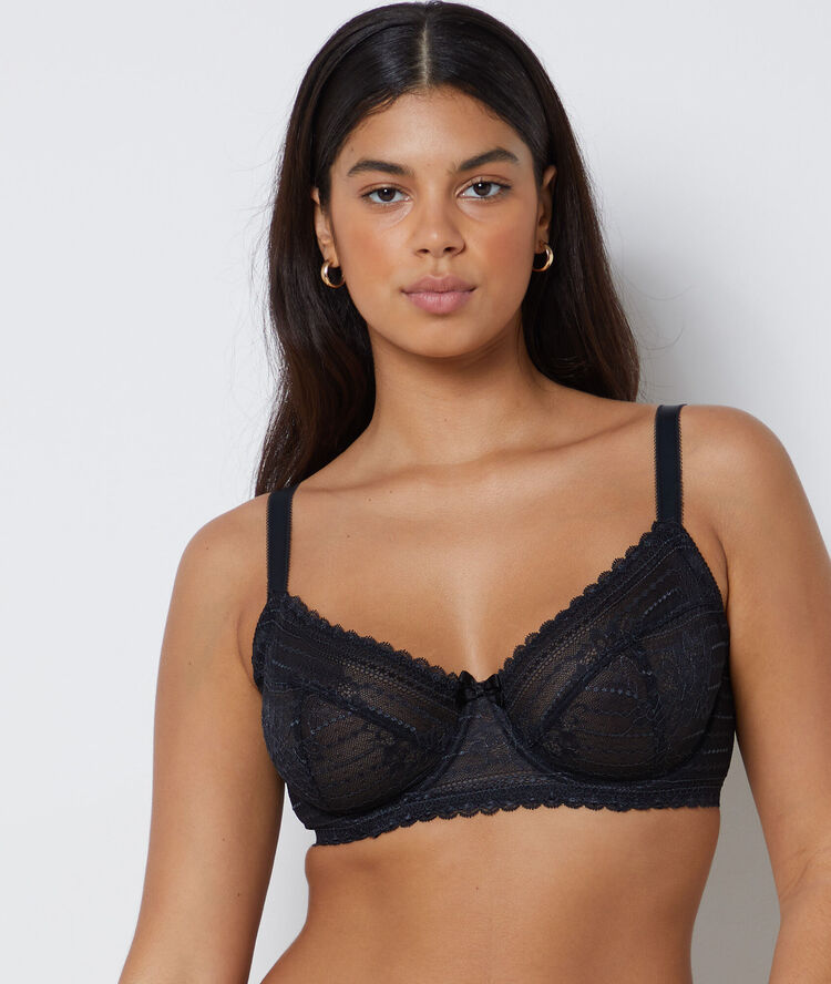 Soutien-gorge corbeille noir.