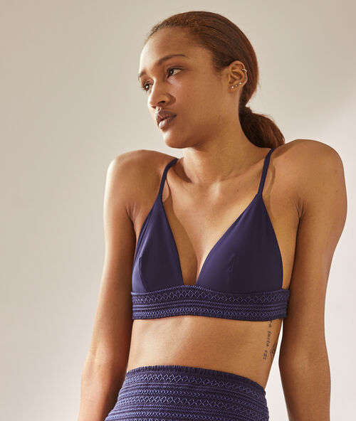Haut de maillot de bain triangle, basque brod&eacute;e marine.