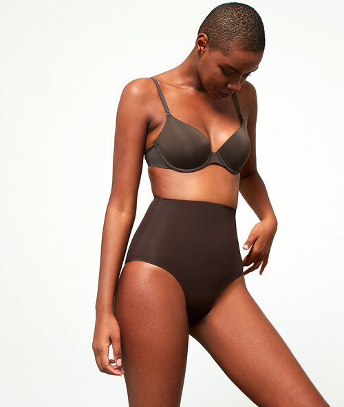 Culotte taille haute - niveau 3 : silhouette remodel&eacute;e chocolat.