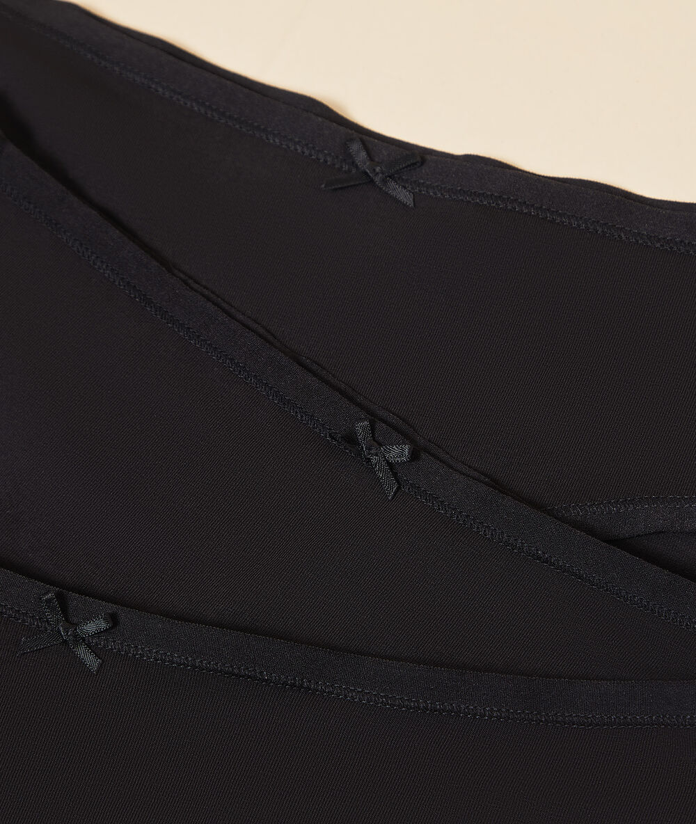 Set van 3 shorty's effen in katoen noir.