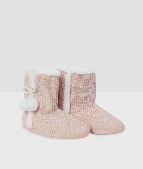 Pantoffels booties met pompons roze.
