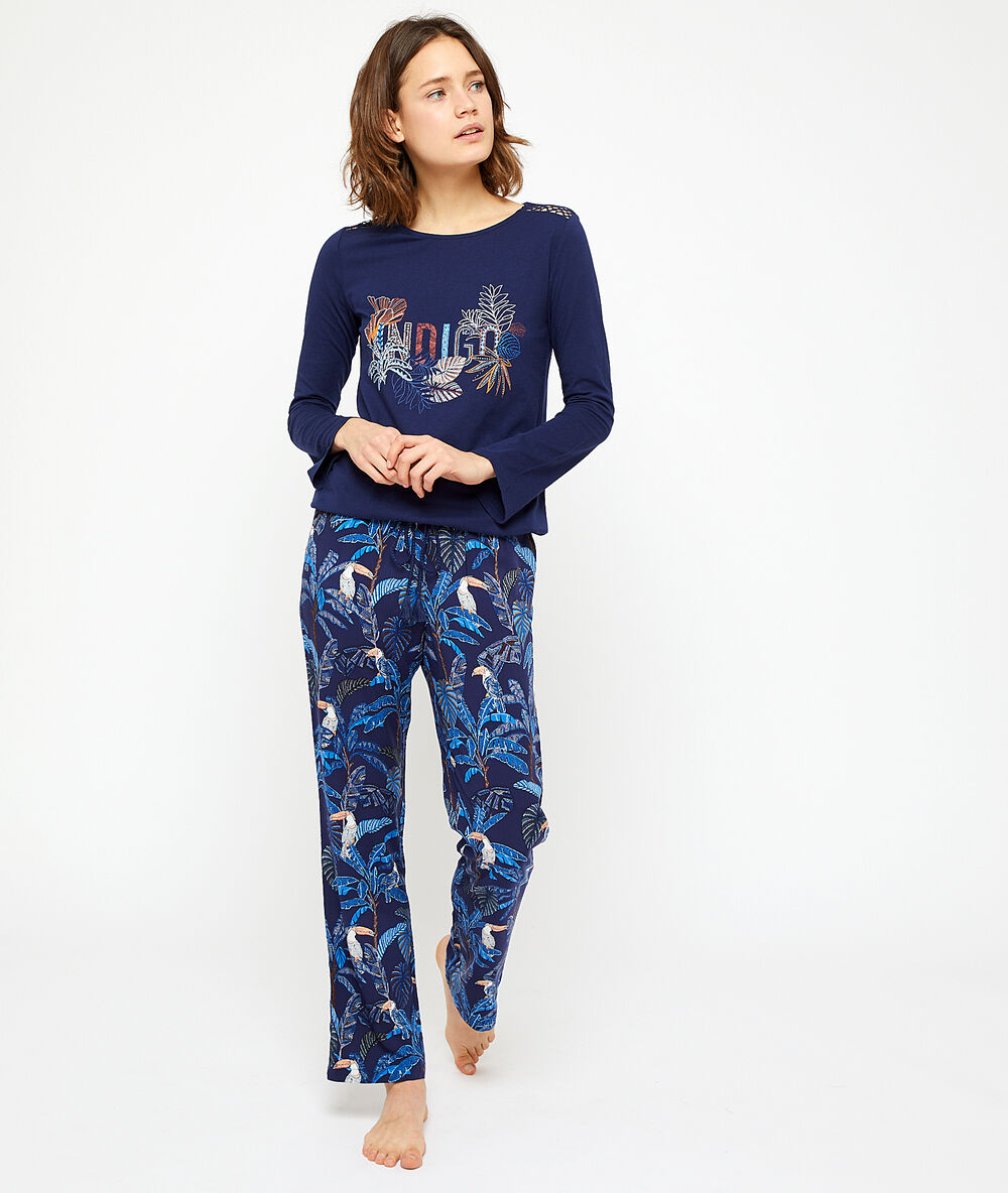 Top 'indigo' navy.