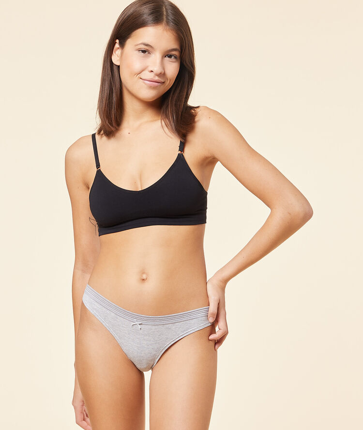 Lot van 3 tanga’s zwart.