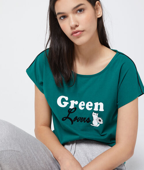 T-shirt 'green lovers' in biologisch katoen groen.