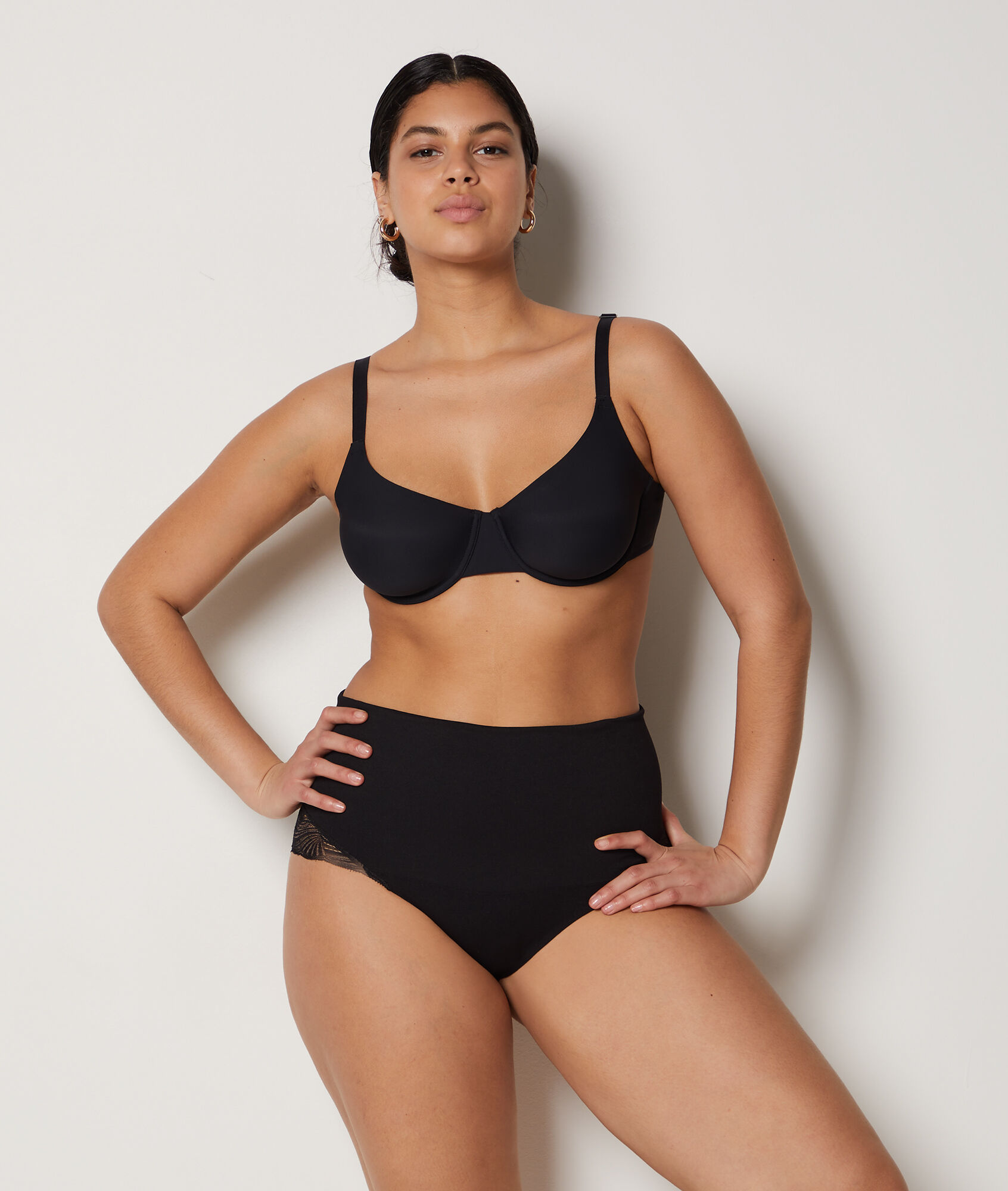 Corrigerende slip met hoge taille en kant - medium ondersteuning - POWER  LACE BY ETAM - NOIR - ETAM