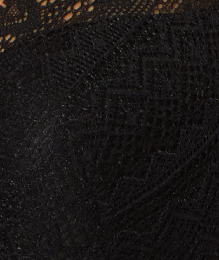 Soutien-gorge n°6 - triangle naturel, bonnet d noir.