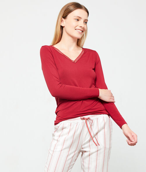 Top d&eacute;collet&eacute; dentelle rouge.