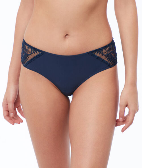 Hipster en dentelle surpiquée Hipster en dentelle surpiquée