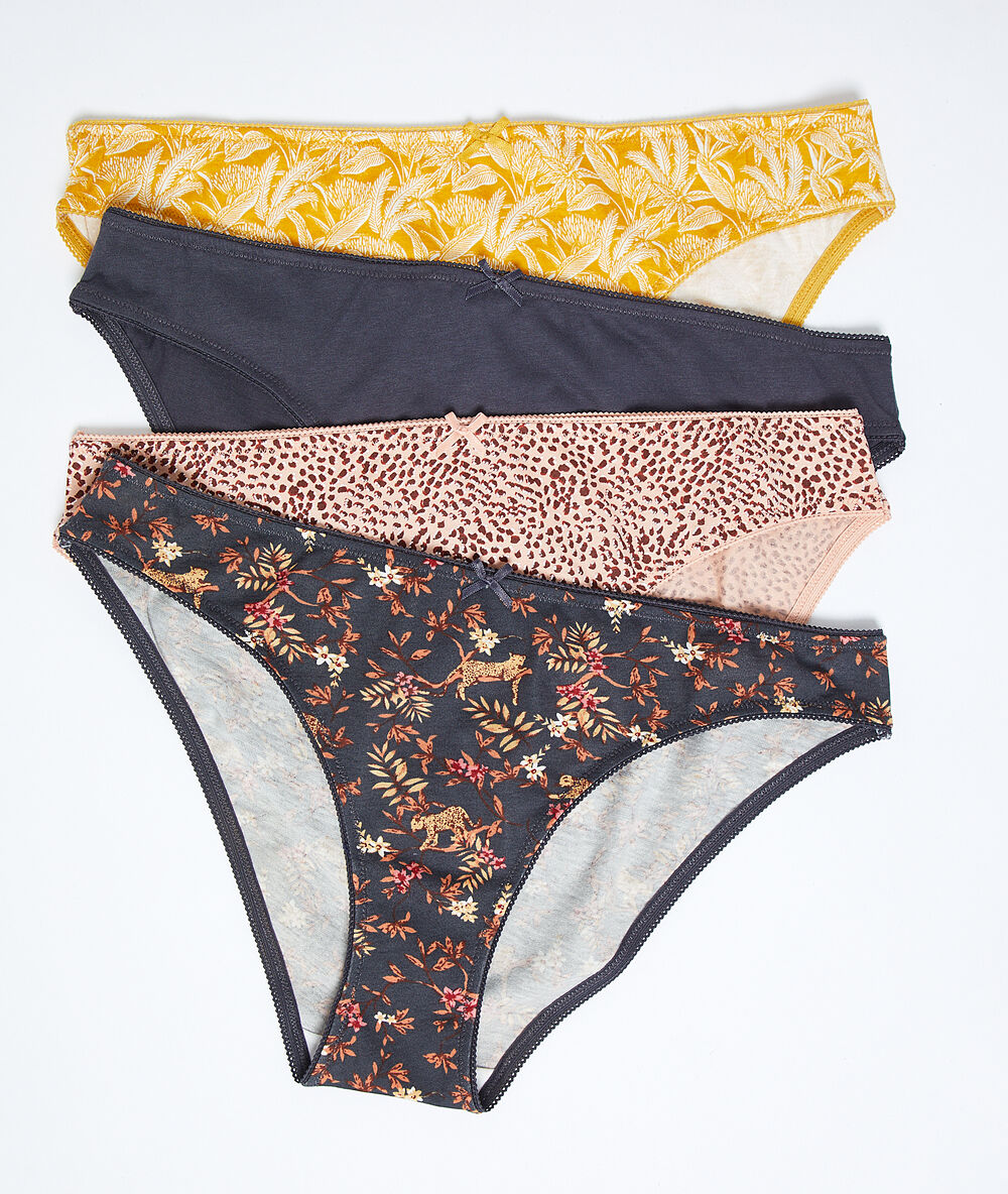 Lot de 4 culottes bronze.
