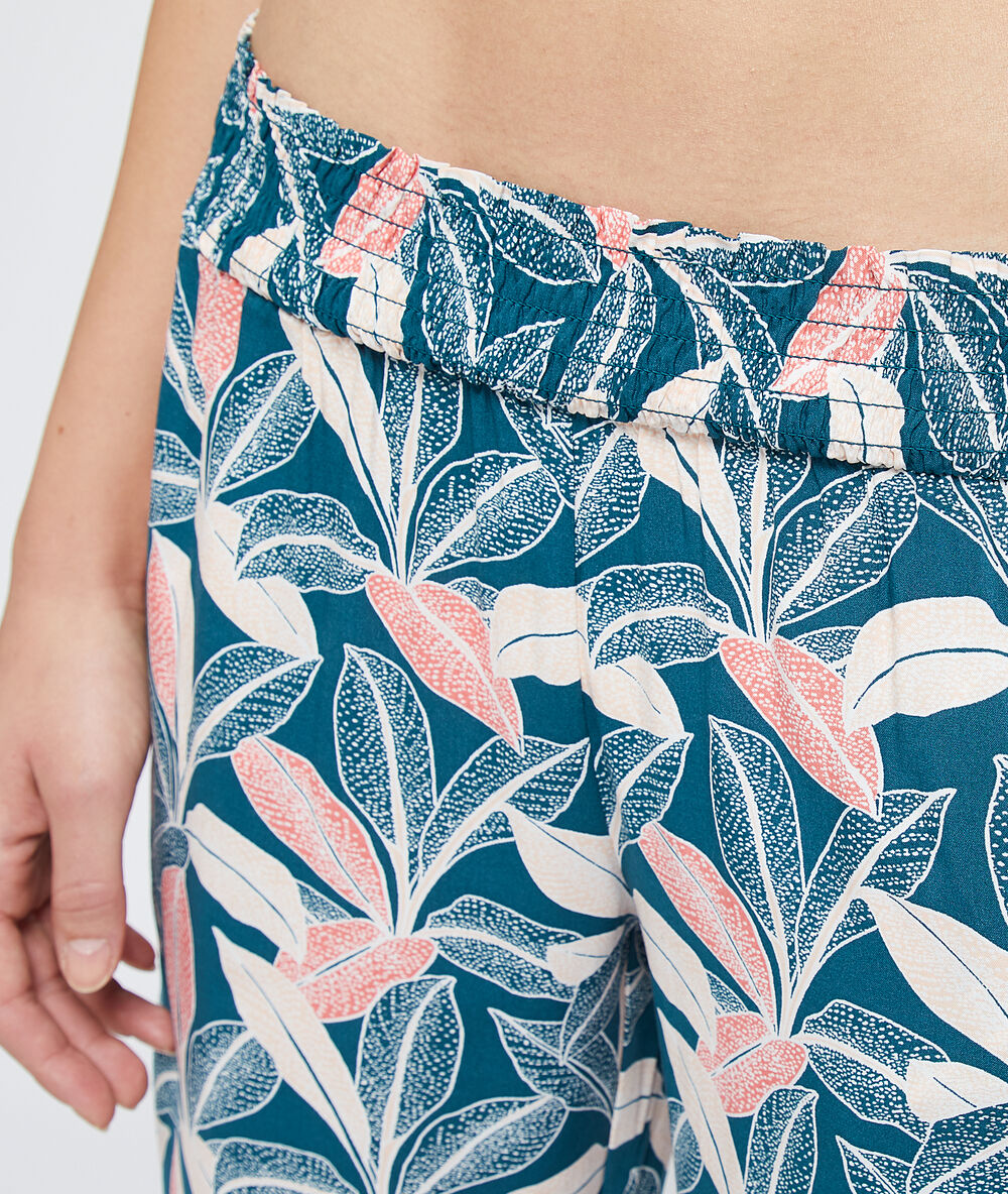 Broek in viscose ecovero met bladerprint veelkleurig.