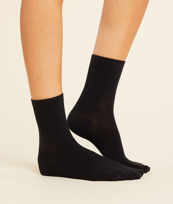 2 paires de chaussettes 2 paires de chaussettes;${refinementColor}