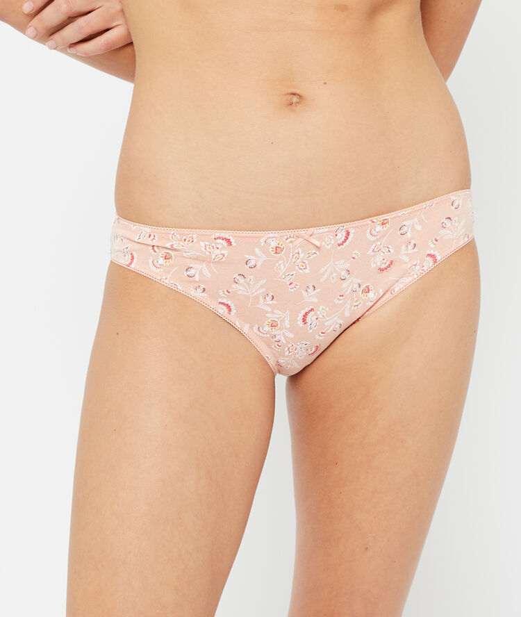 Lot de 4 culottes rose.