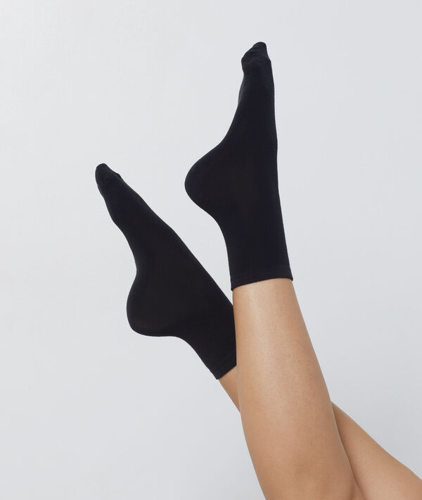 2 paires de chaussettes 2 paires de chaussettes;${refinementColor}