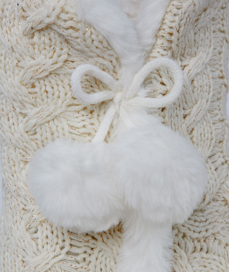 Chaussons bottines fourrés pompons ecru.
