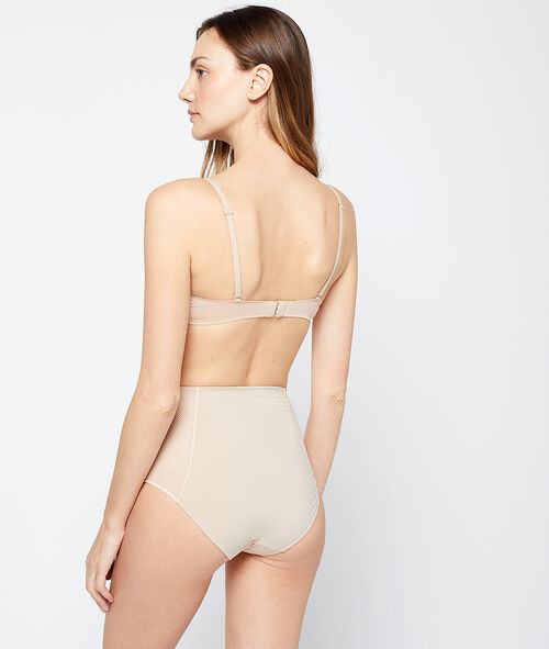Broekje met hoge taille niveau 1: gemodelleerd silhouet
