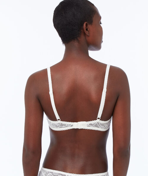 Soutien-gorge corbeille ecru.