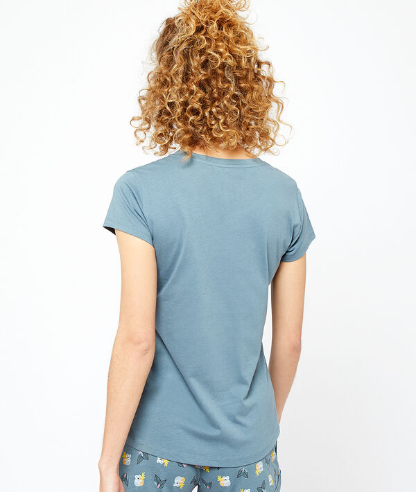 T-shirt 'this is a green t-shirt' T-shirt 'this is a green t-shirt';${refinementColor}