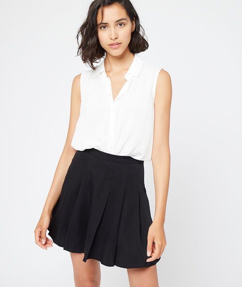 Jupe patineuse en tencel&reg; noir.