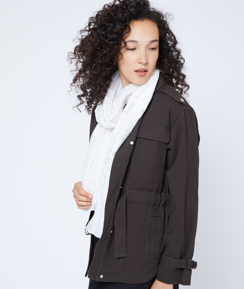 Sjaal met bloemenprint wit.