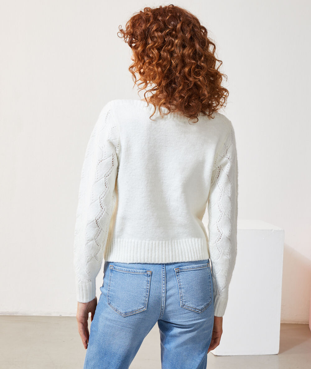 Pull maille fine jeux de points ecru.