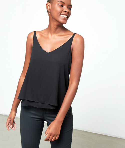 Soepele gevoerde top zwart.