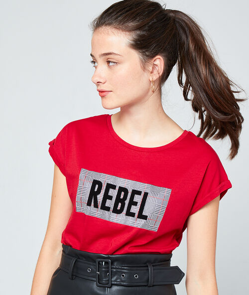 T-shirt "rebel" en coton bio carmin.