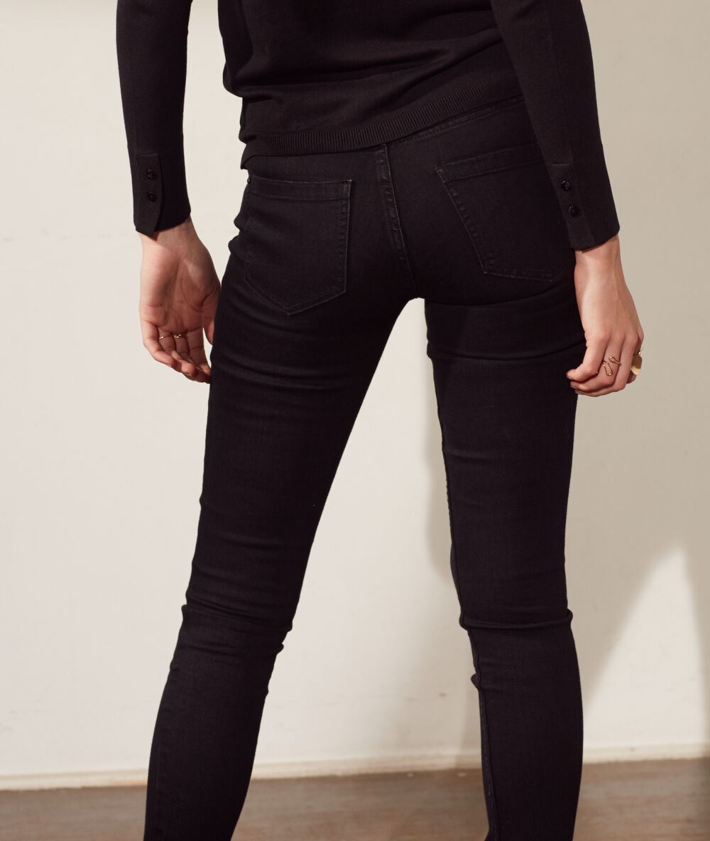 Jean slim noir.