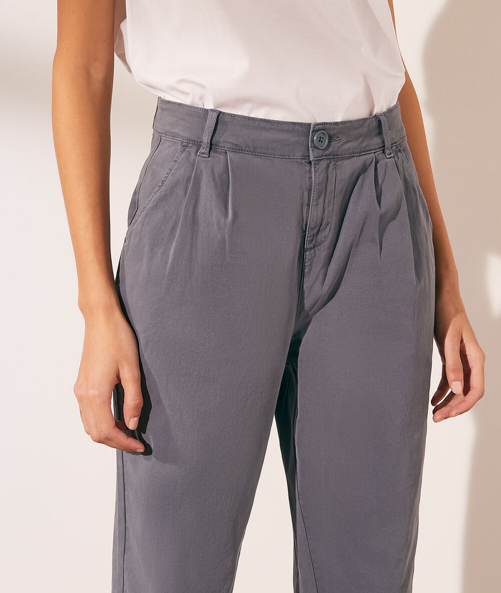 Chino houtskool.