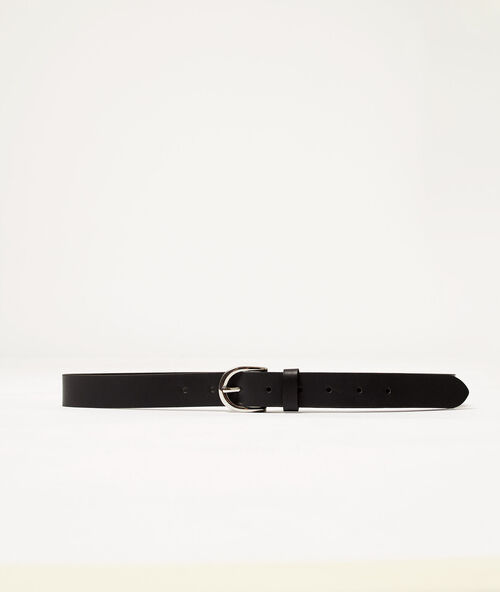 Ceinture en cuir noir.