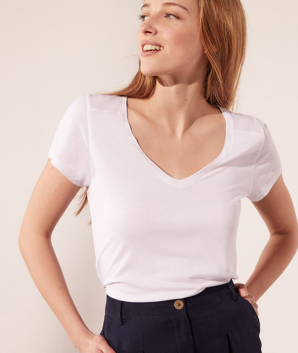 T-shirt col v wit.