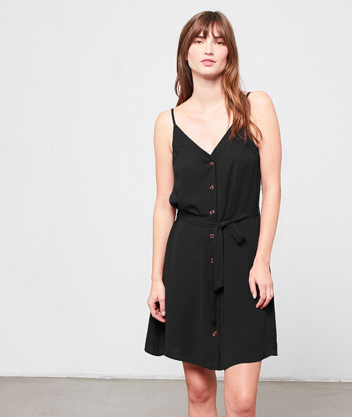 Robe fluide boutonn&eacute;e et ceintur&eacute;e noir.