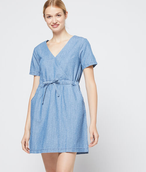 Robe cache-coeur &agrave; pois bleach.