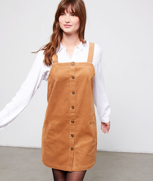 Robe salopette en velours c&ocirc;tel&eacute; camel.