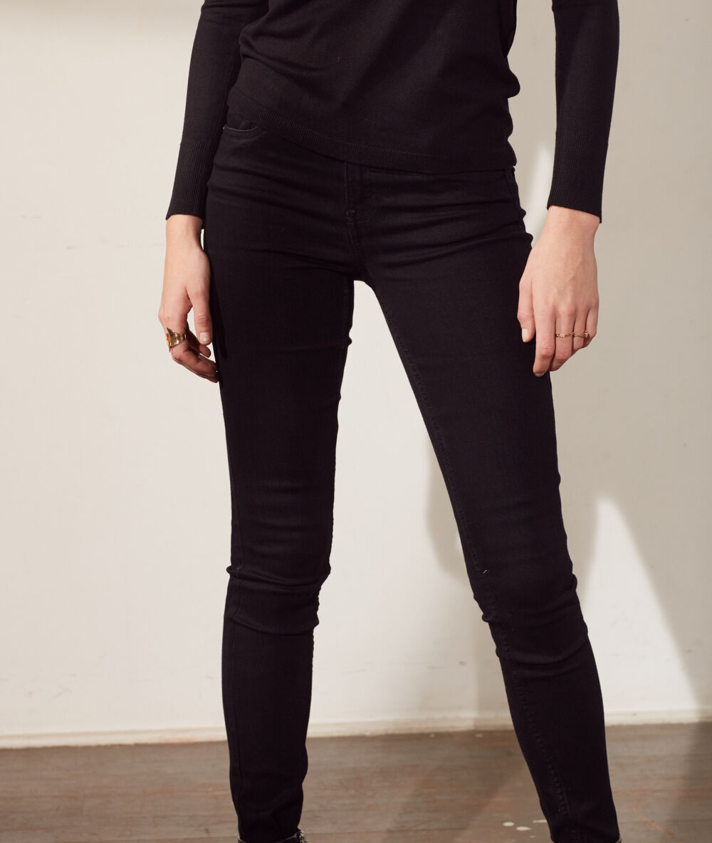 Jean slim noir.