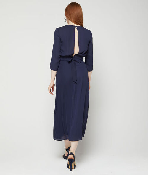 Robe longue nouée au dos Robe longue nouée au dos