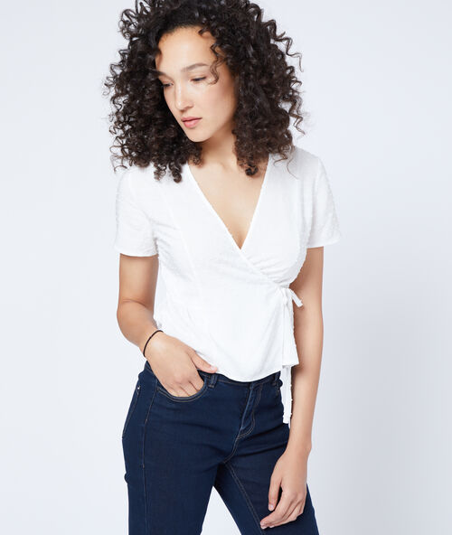 Cache-c&oelig;ur blouse in plumetis ecru.