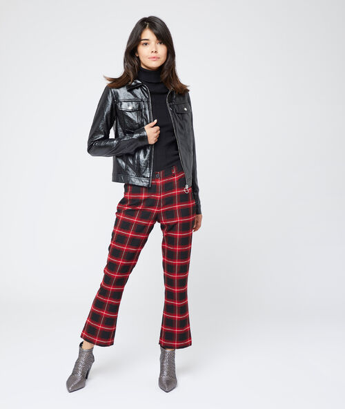 Blouson de biker vernis noir.