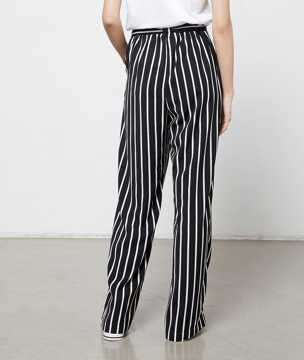 Pantalon large à rayures noir.