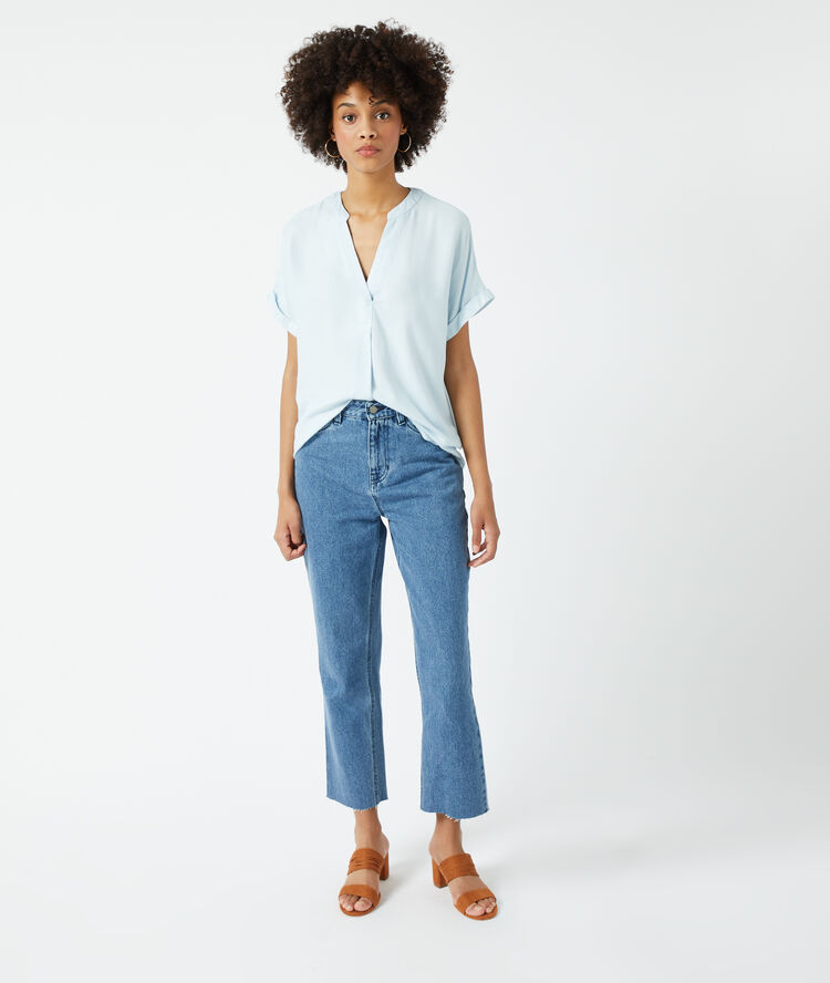Effen blouse hemelsblauw.