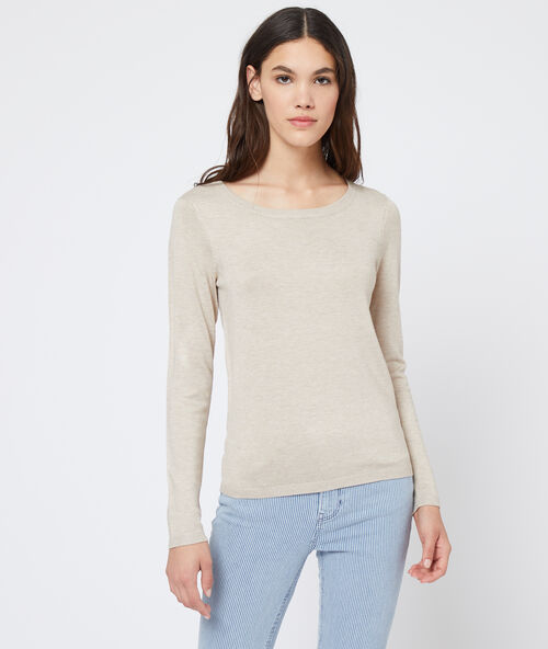 Fijngebreide trui met ronde hals zand.