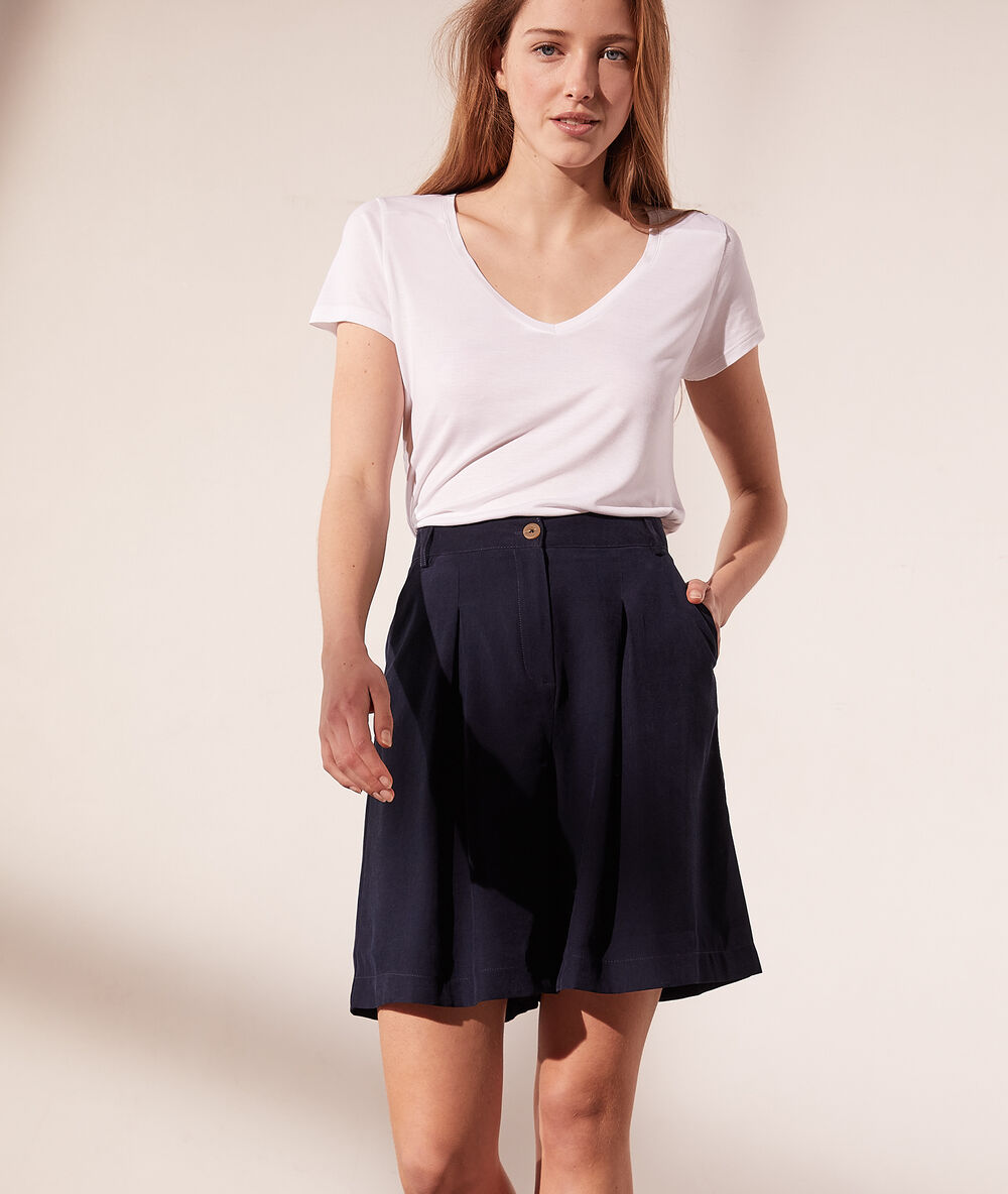 T-shirt col v wit.