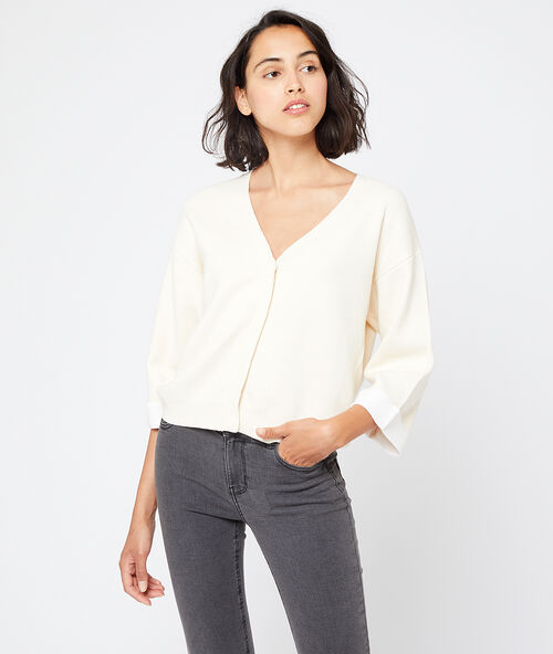 Fijn gebreid vest ecru.