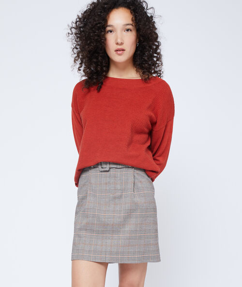 Rok met riem en prince of whales-print camel.