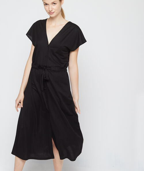 Robe longue dos d&eacute;colett&eacute; noir.